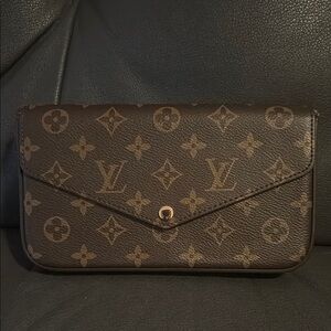 🆕 LV Felicie Pochette Monogram Pouch